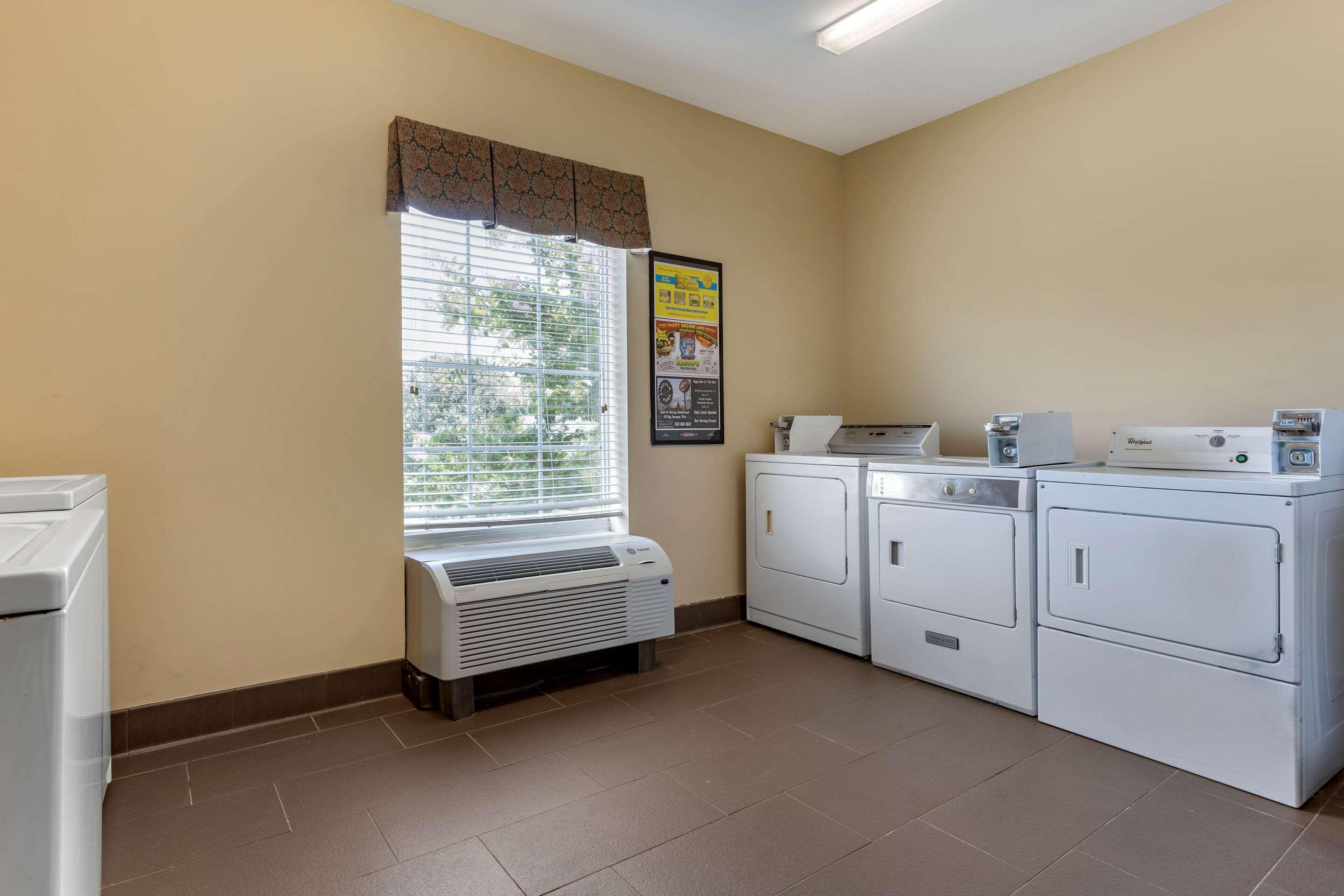 Comfort Suites Myrtle Beach Central Bagian luar foto