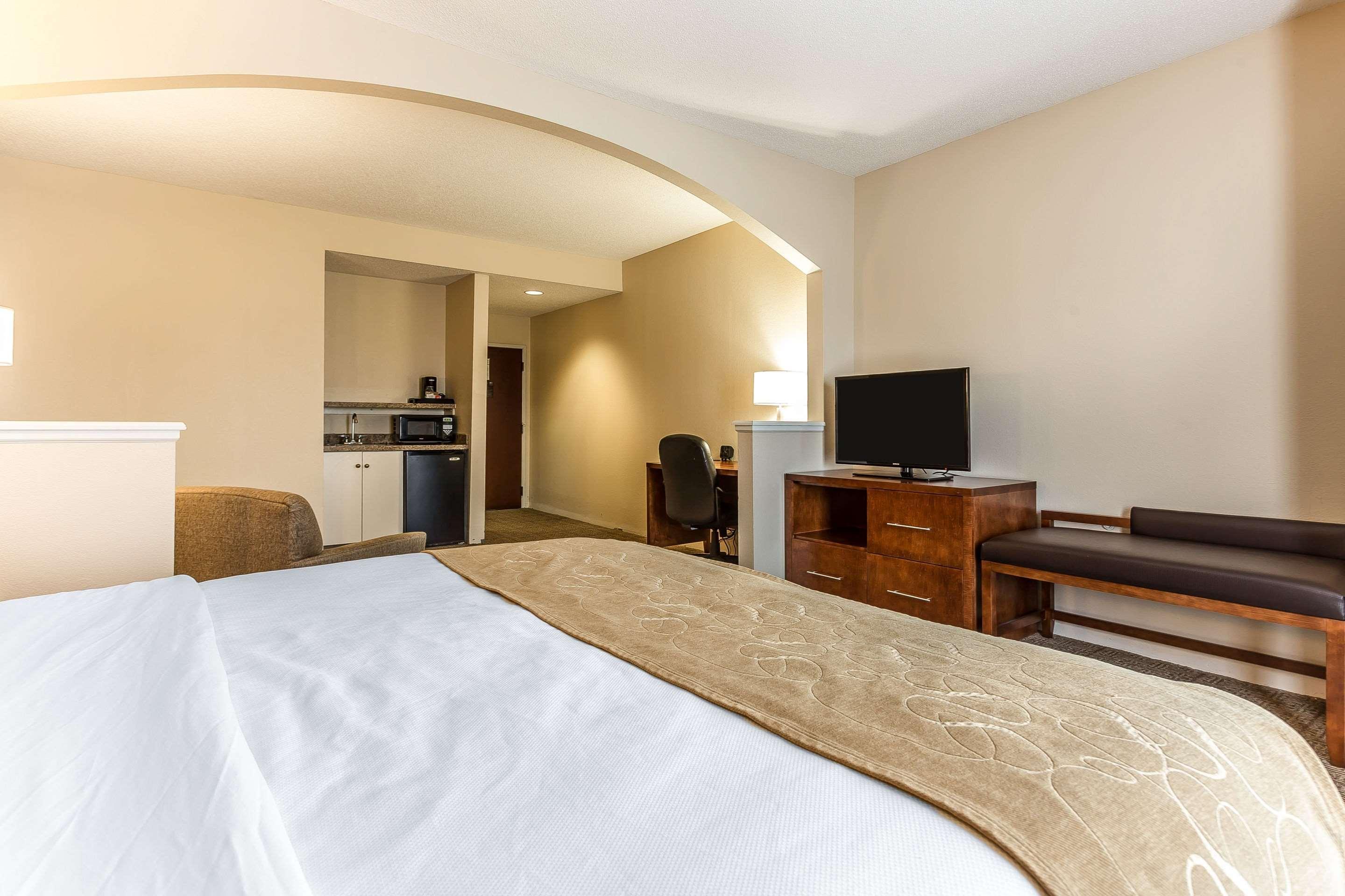 Comfort Suites Myrtle Beach Central Bagian luar foto