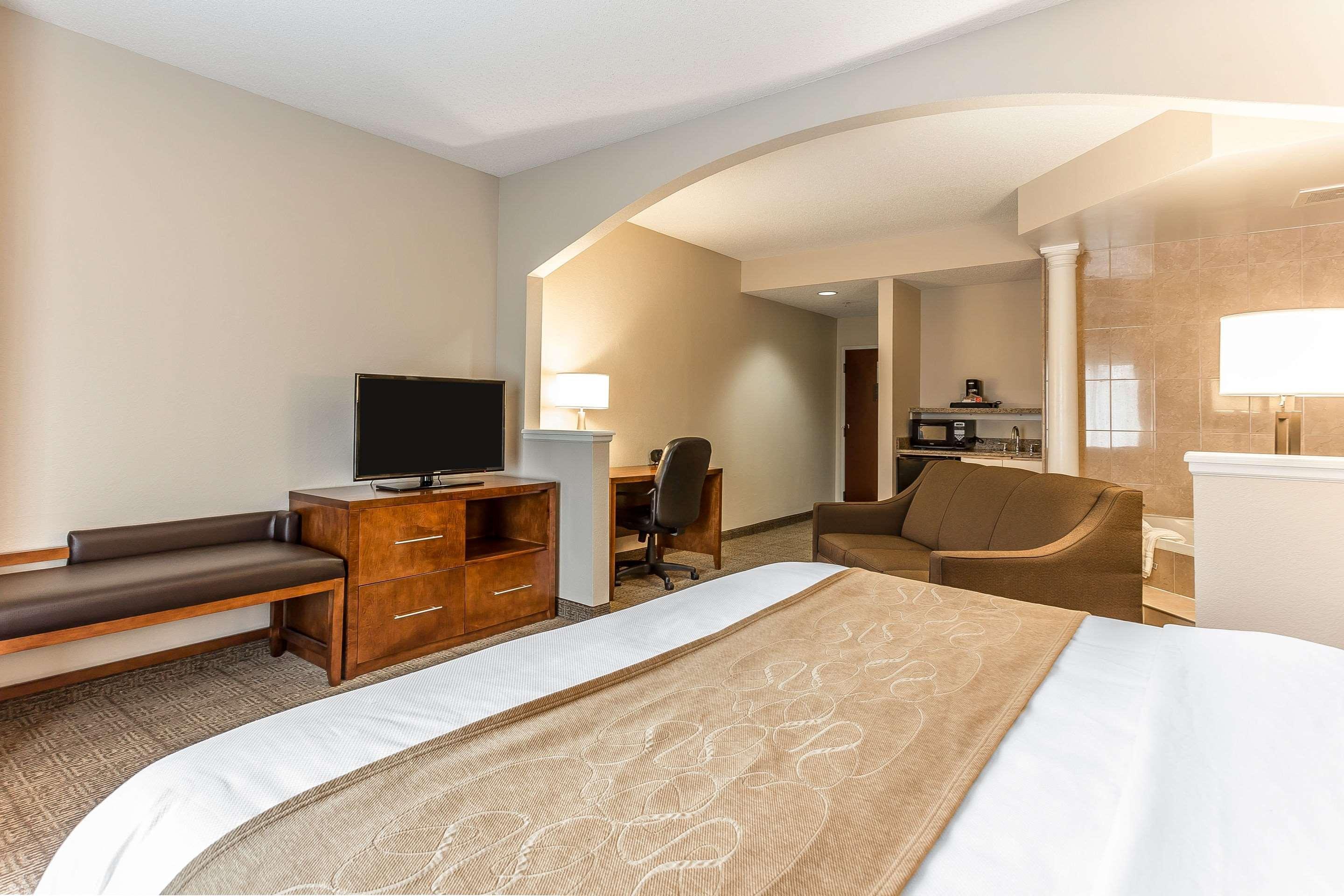 Comfort Suites Myrtle Beach Central Bagian luar foto