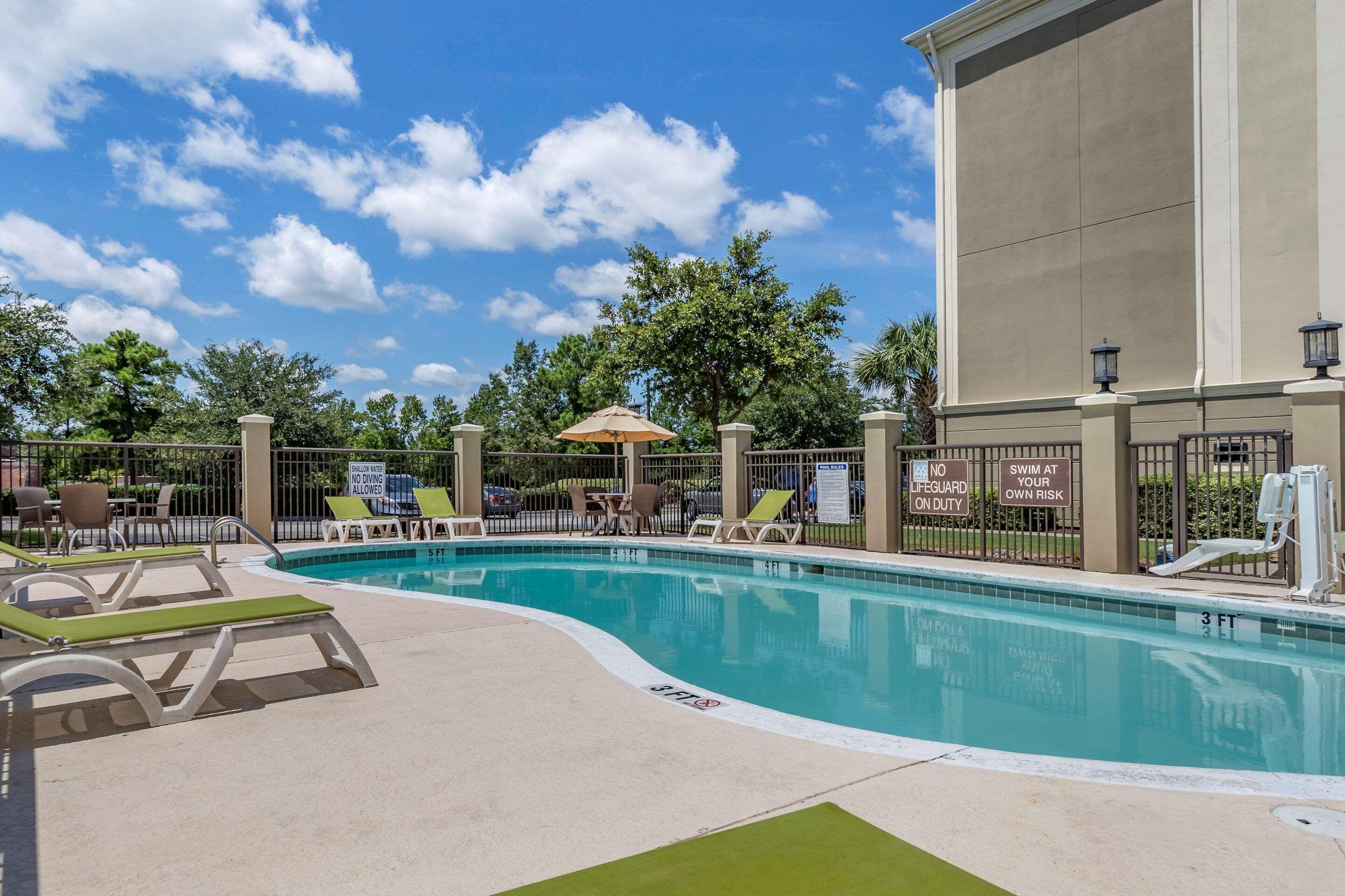 Comfort Suites Myrtle Beach Central Bagian luar foto