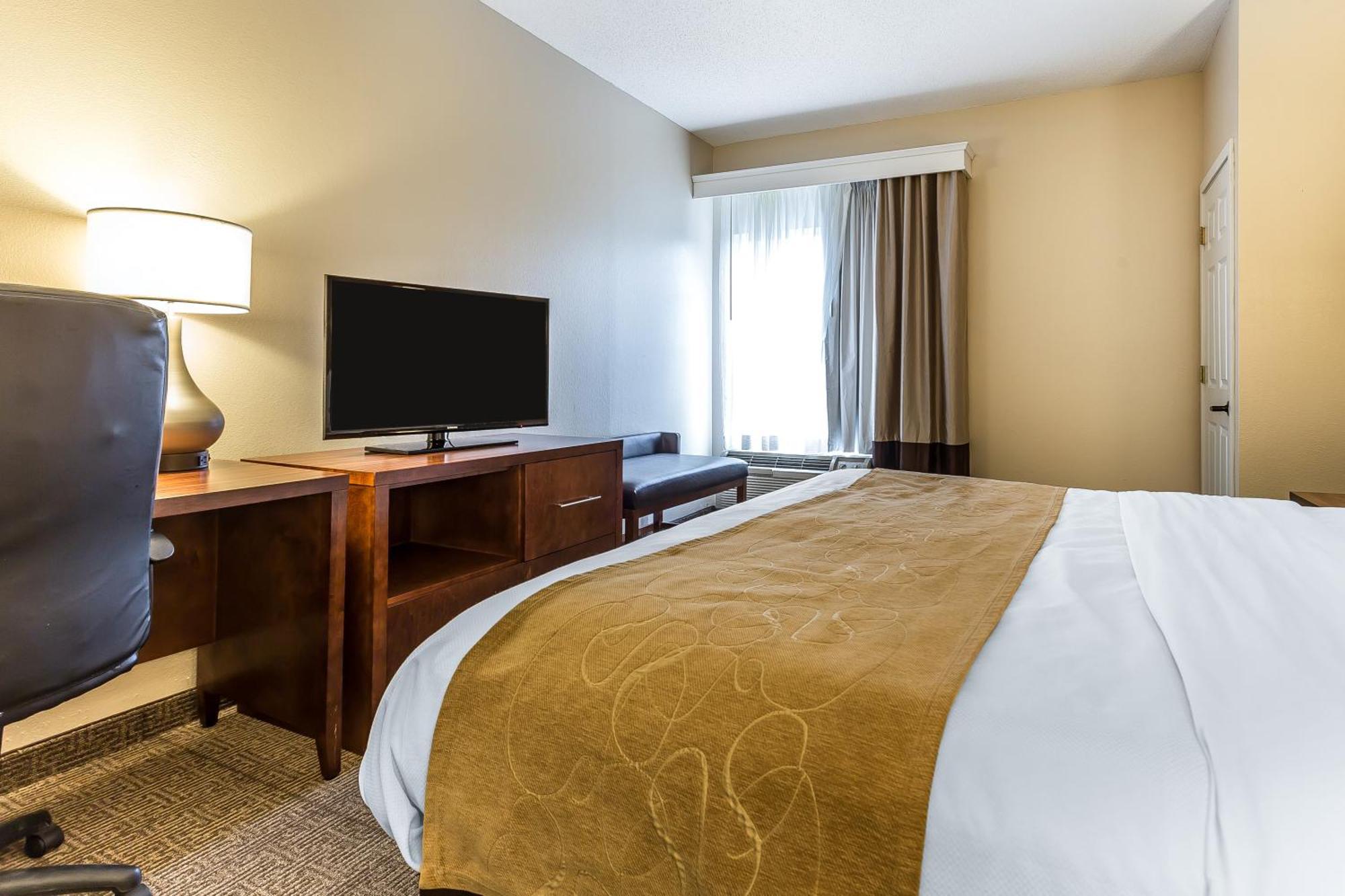 Comfort Suites Myrtle Beach Central Bagian luar foto